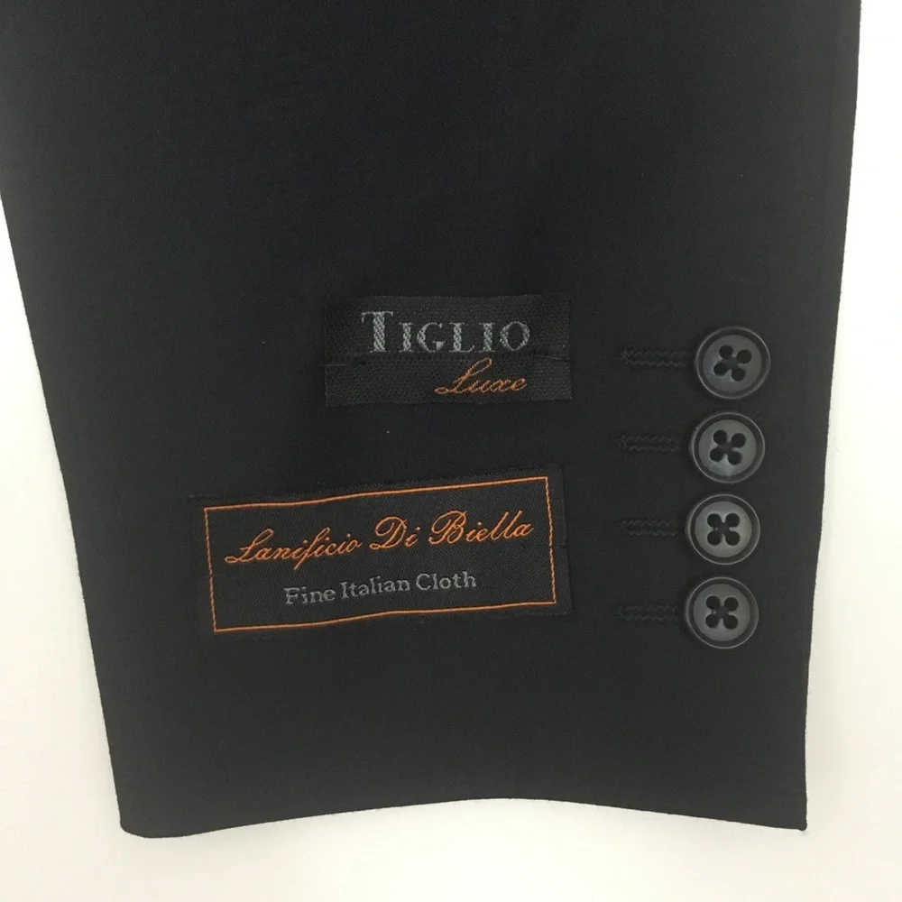 tiglio mens suit solid navy 40s 100% wool  2 piece nwt new side vents 34w ea0139
